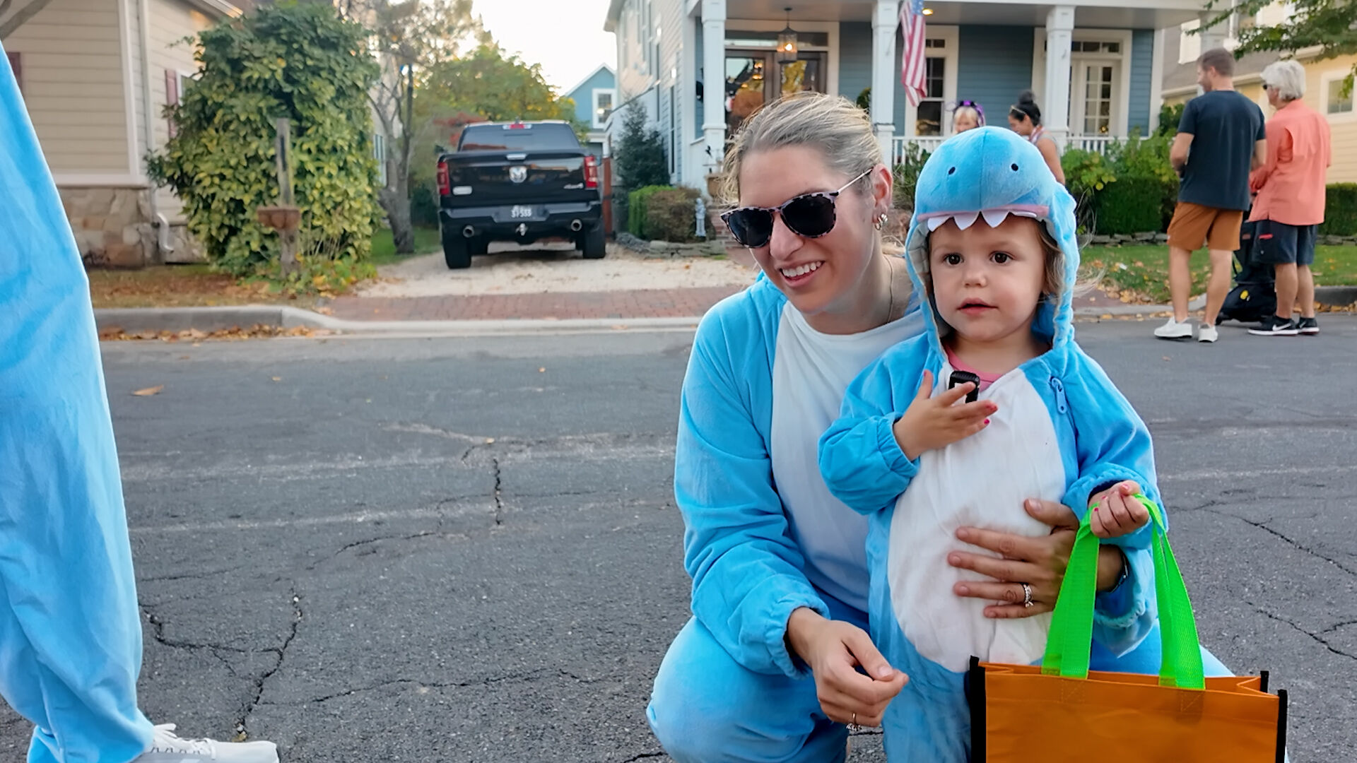 Shark twins